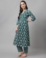 Women Floral Print Straight Kurta Set - Image 5