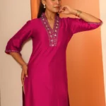 Pink Embellished Silk Blend Straight Kurta