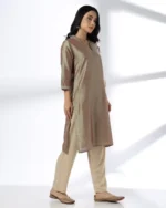 Women Dobby Weave Straight Kurta - Image 2