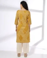 Women Printed Straight Kurta - Image 3